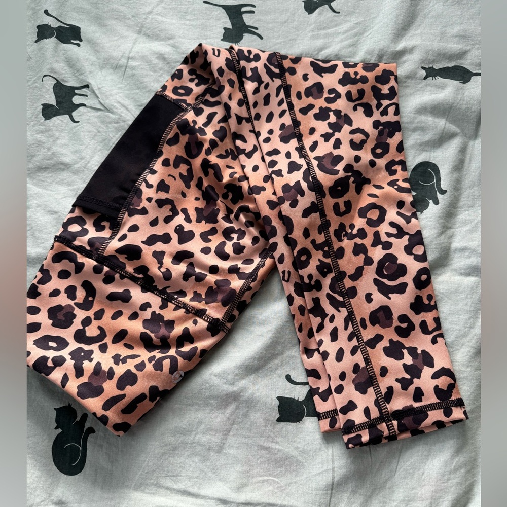 Women cropped leggings